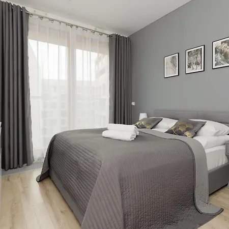 Cozy Apartments With Parking In The 19Th District By Noclegi Renters Warsaw Exterior photo