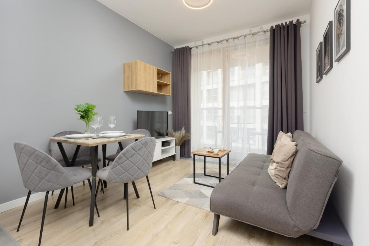 Appartamento Cozy With Parking In The 19th District By Renters Varsavia