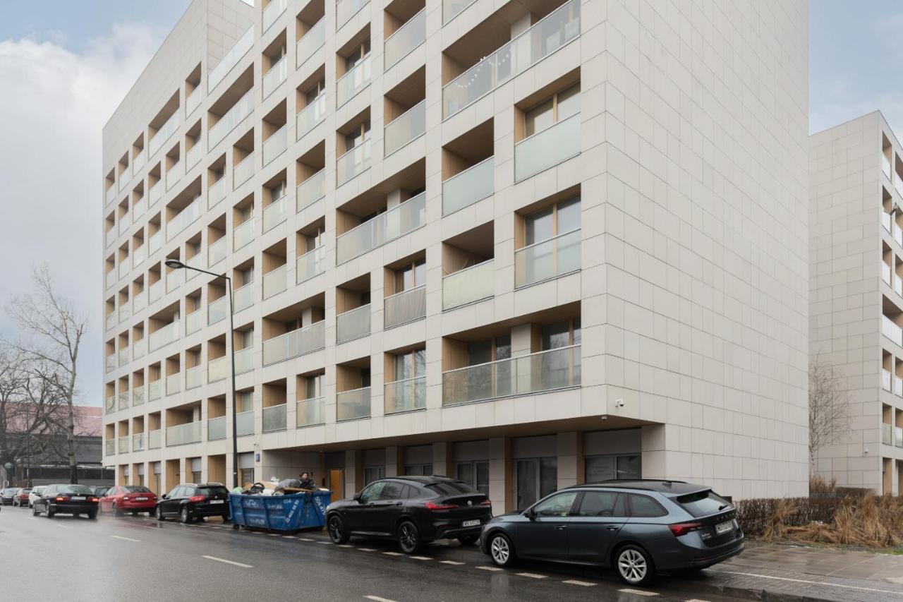Cozy With Parking In The 19th District By Renters Appartamento *