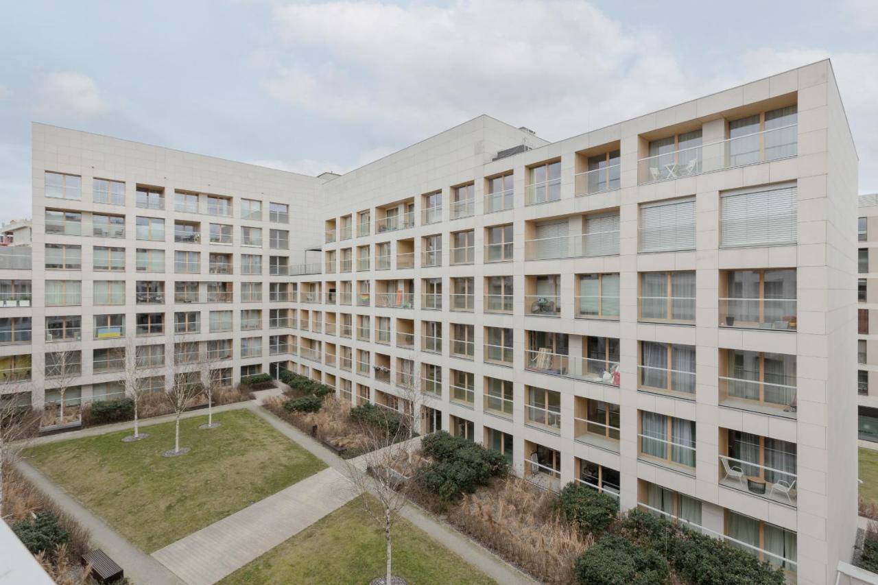 Cozy With Parking In The 19th District By Renters Varsavia