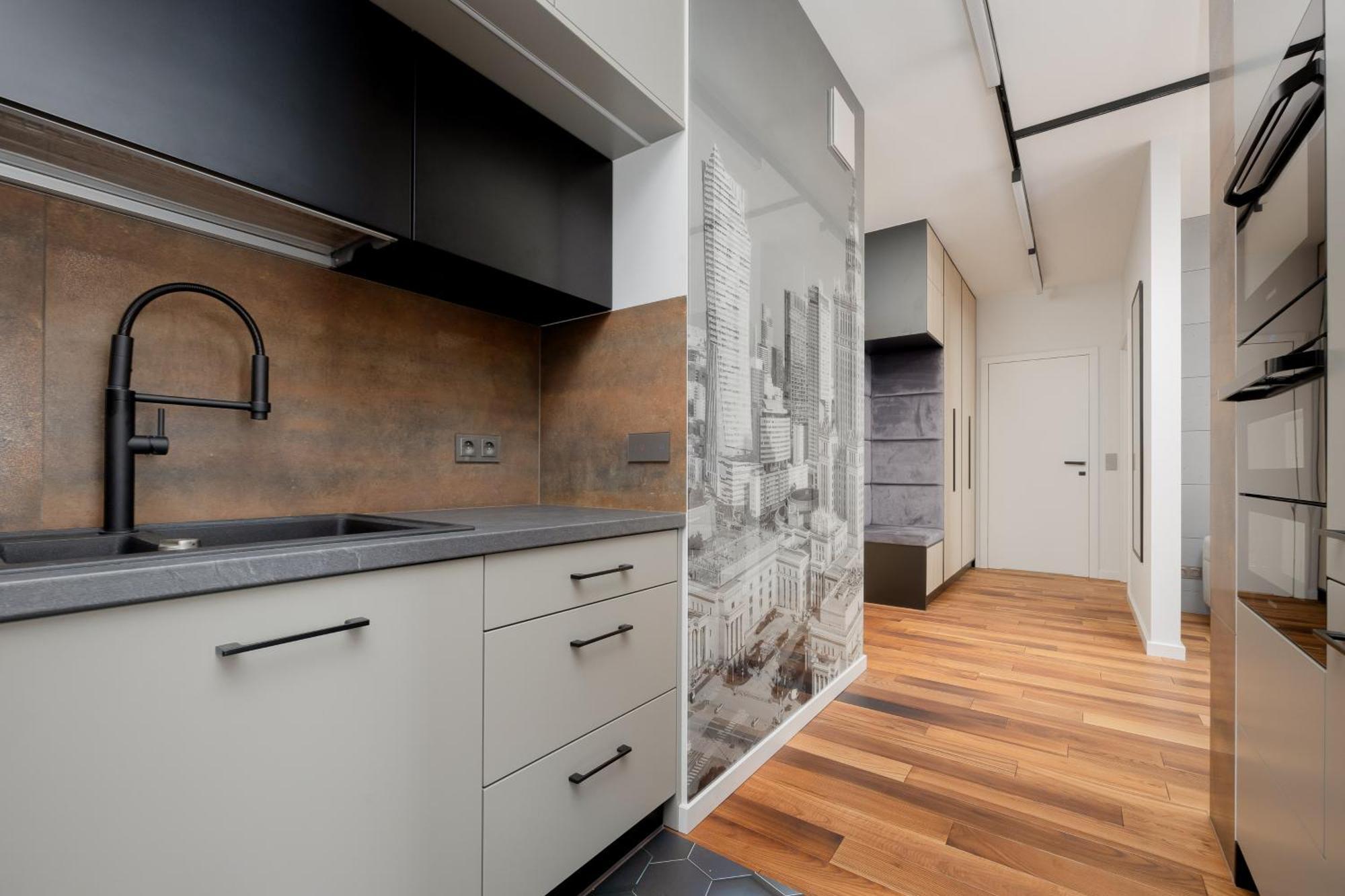 Cozy With Parking In The 19th District By Renters Appartamento